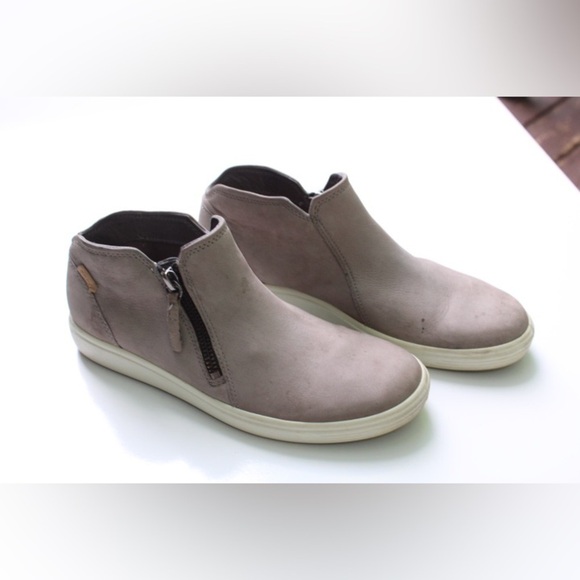 Ecco soft booties - Picture 9 of 11